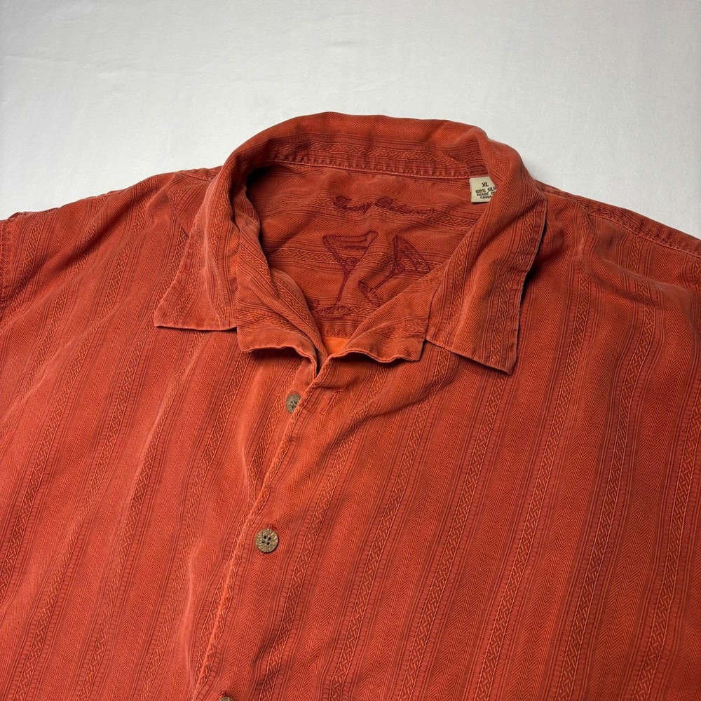 Tommy Bahama Button Down Shirt Mens XL Orange 100% Silk Textured Striped Hawaii